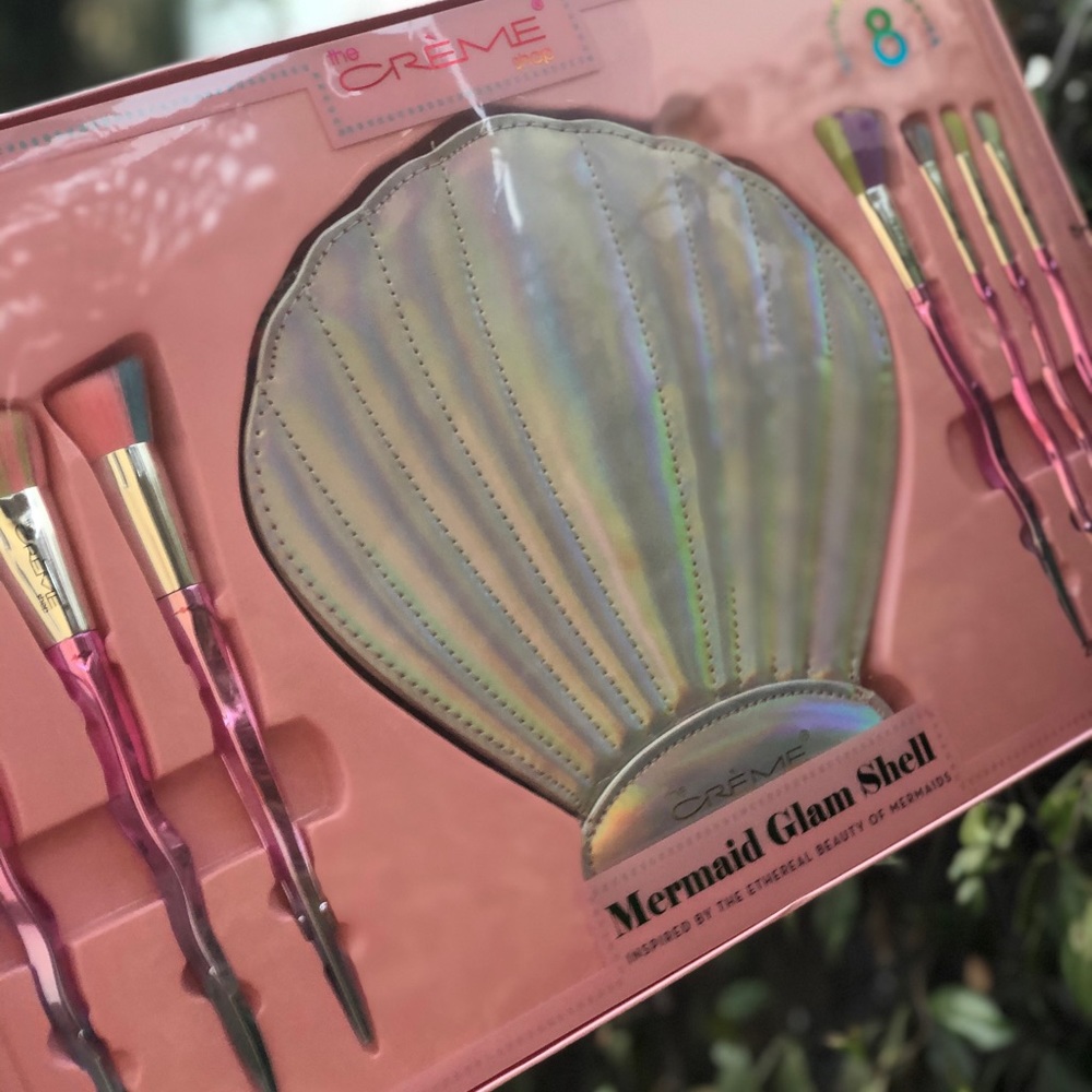 Glam shell brushes